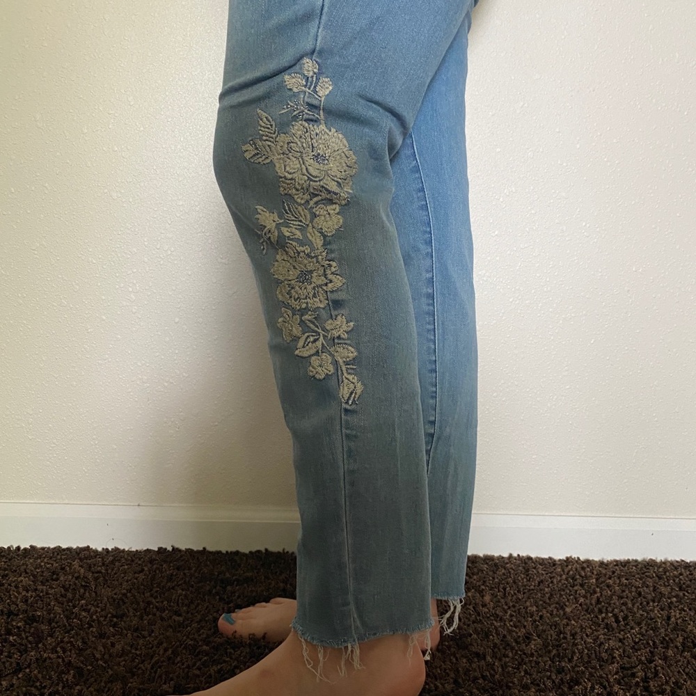 Embroidered Floral Jean - Picture 9 of 10